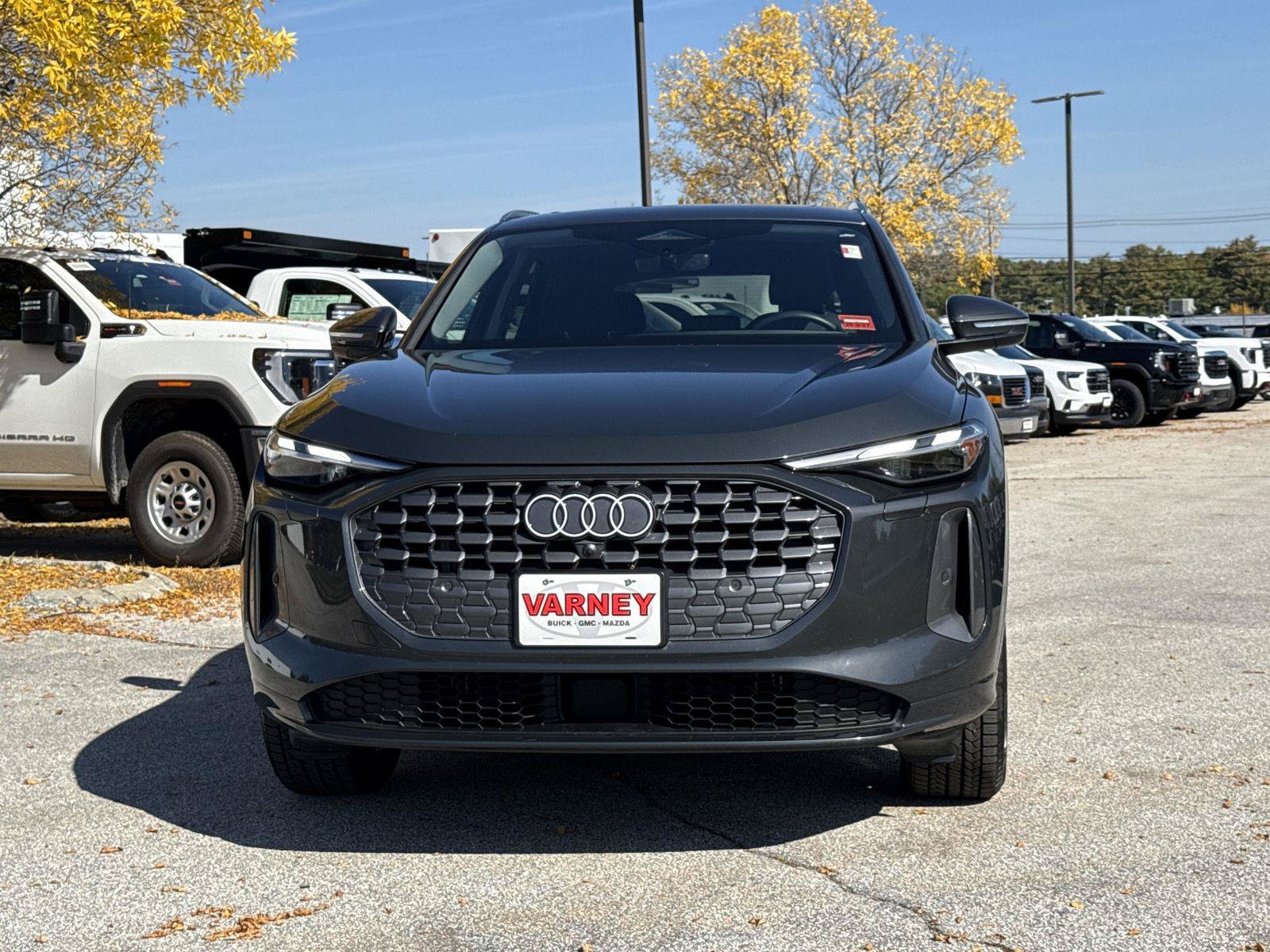 Used 2025 Audi Q5 Premium AWD/4WD image 2