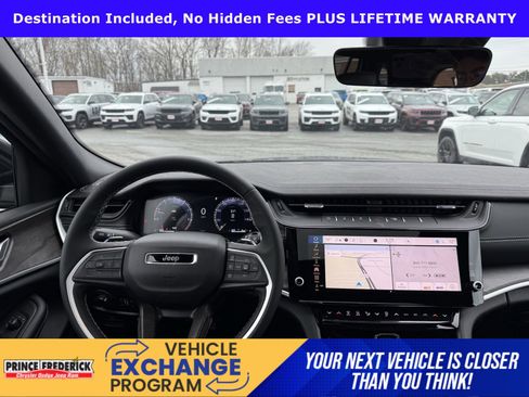 New 2026 Jeep Grand Cherokee Altitude AWD/4WD image 17