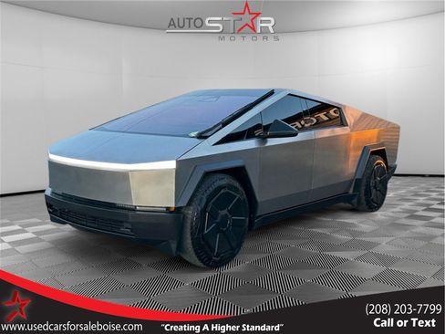 Used 2024 Tesla Cybertruck AWD Crew Cab image 1