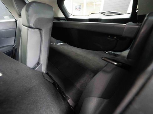 Used 2025 Toyota Corolla Cross XLE AWD/4WD image 24