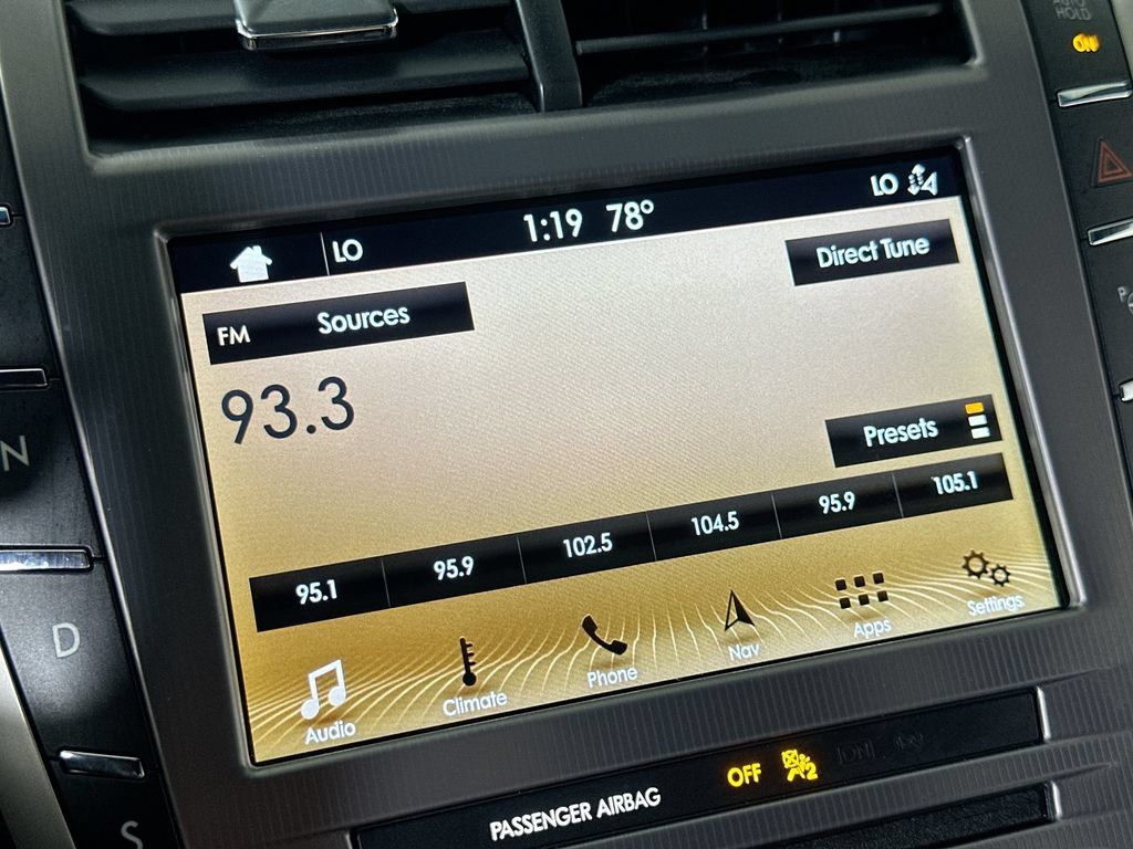 Used 2019 Lincoln MKZ Reserve w/ Luxury Package FWD image 32