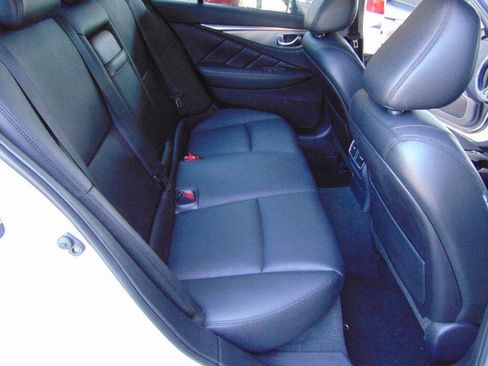 Used 2017 INFINITI Q50 3.0t Premium image 23