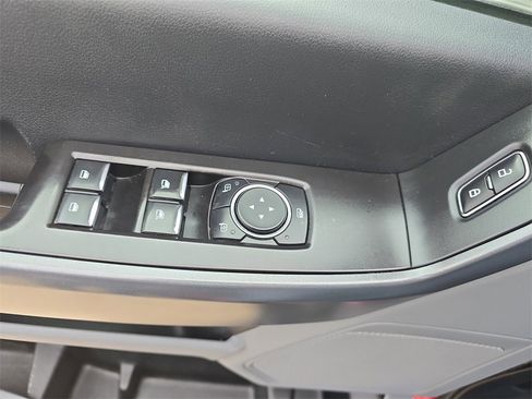 Used 2024 Ford F250 XLT w/ Camper Package image 28