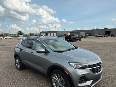 Used 2023 Buick Encore GX Essence w/ Experience Buick Package AWD/4WD image 1