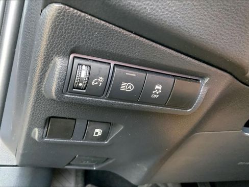 Used 2023 Toyota Corolla Cross S image 33