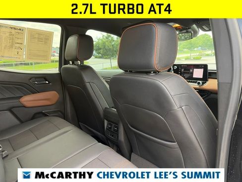 Used 2025 GMC Canyon AT4 AWD/4WD image 35