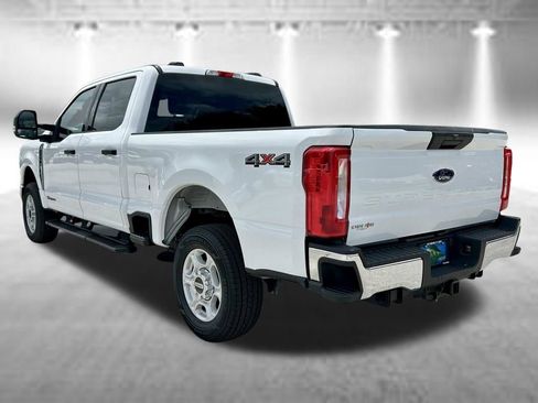 Used 2025 Ford F250 XLT AWD/4WD image 7