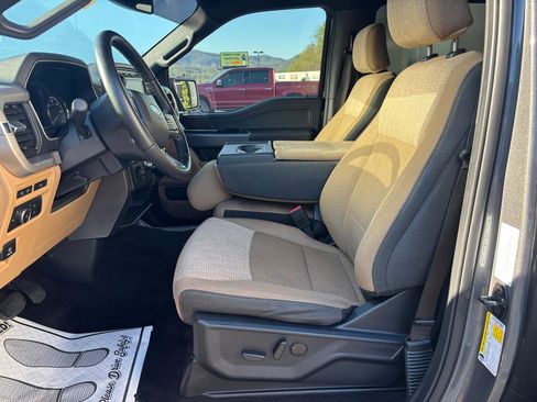 Used 2022 Ford F150 XLT w/ Equipment Group 302A High image 9