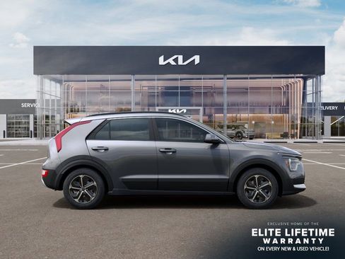 New 2026 Kia Niro LX FWD image 8