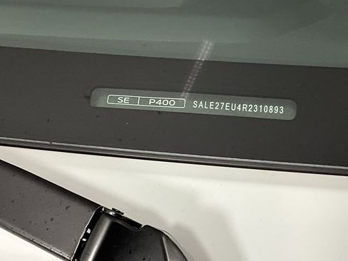 Certified 2024 Land Rover Defender 110 X-Dynamic SE image 29