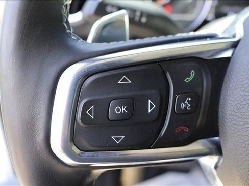 Used 2018 Jeep Wrangler Unlimited Sahara AWD/4WD image 14