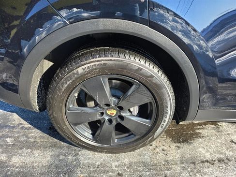 Used 2019 Porsche Cayenne AWD/4WD image 28