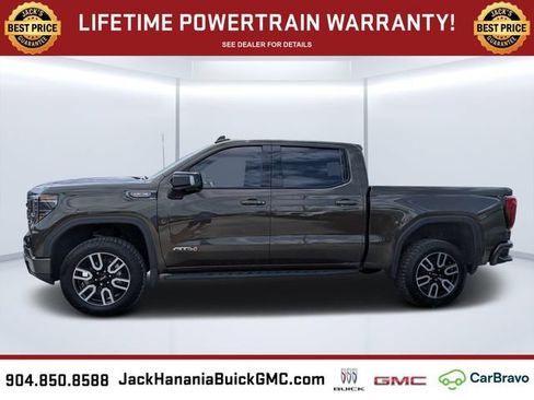 Used 2024 GMC Sierra 1500 AT4 w/ Technology Package AWD/4WD image 5