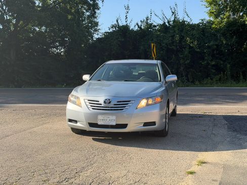Used 2007 Toyota Camry LE FWD image 6