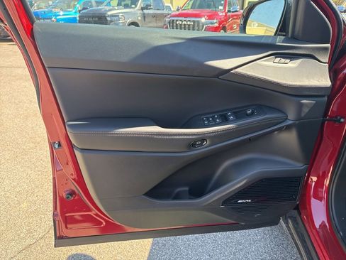 New 2026 Jeep Cherokee Overland image 20