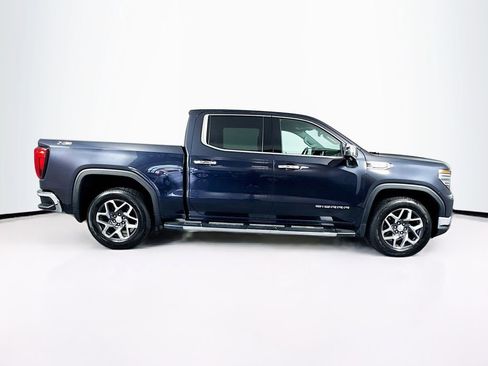 Used 2023 GMC Sierra 1500 SLT w/ SLT Premium Package image 11