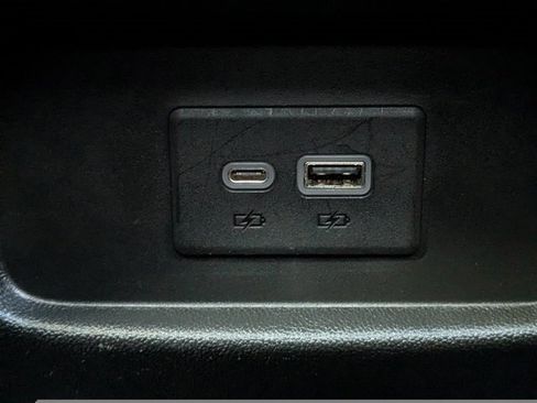 Used 2020 Cadillac XT5 Premium Luxury image 16