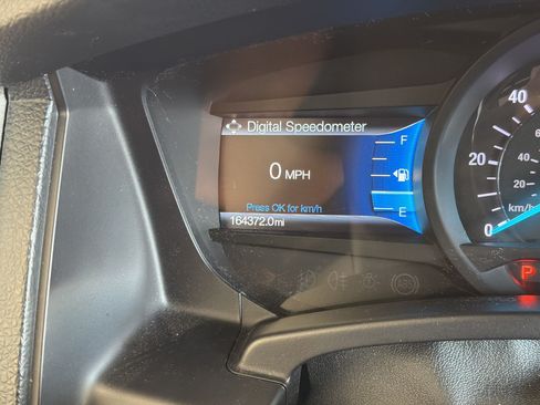 Used 2016 Ford Expedition EL XLT w/ Equipment Group 202A AWD/4WD image 21