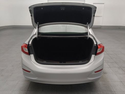 Used 2018 Chevrolet Cruze LS FWD image 29