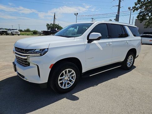 Used 2024 Chevrolet Tahoe LT AWD/4WD image 2