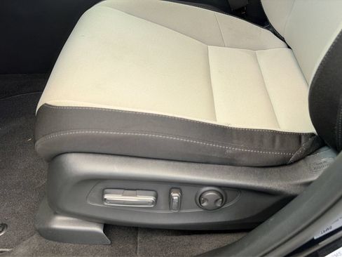 Certified 2025 Honda CR-V EX image 16