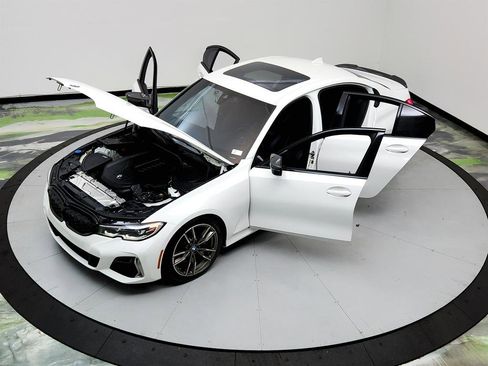 Used 2020 BMW M340i M340i w/ Driving Assistance Package image 34