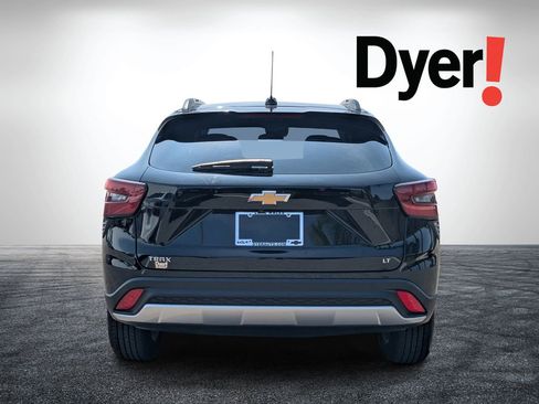 Certified 2025 Chevrolet Trax LT image 5