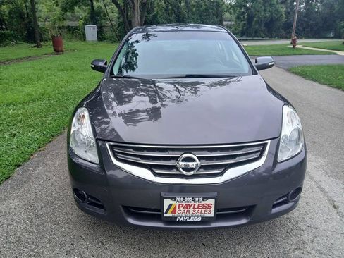 Used 2011 Nissan Altima 2.5 S w/ 2.5S Premium Audio Pkg FWD image 3