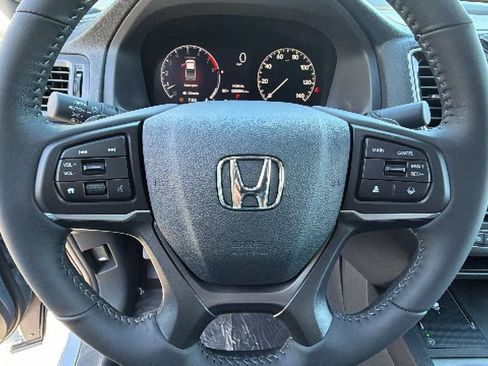 New 2026 Honda Ridgeline RTL image 18