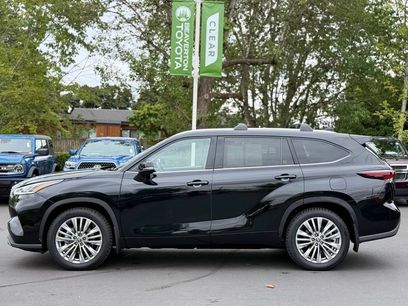 Certified 2024 Toyota Highlander Platinum