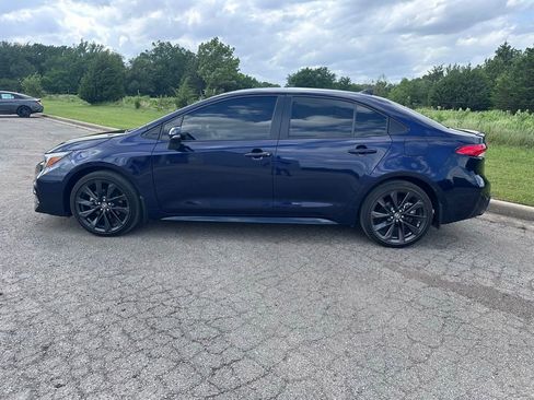 Used 2024 Toyota Corolla SE w/ SE Package FWD image 8