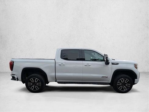Used 2021 GMC Sierra 1500 AT4 w/ AT4 Premium Package image 4