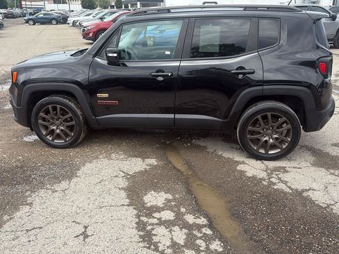 Used 2016 Jeep Renegade 75th Anniversary AWD/4WD image 6