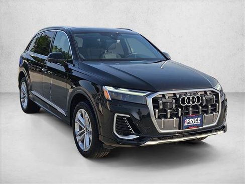 Used 2025 Audi Q7 3.0T Premium Plus AWD/4WD image 3