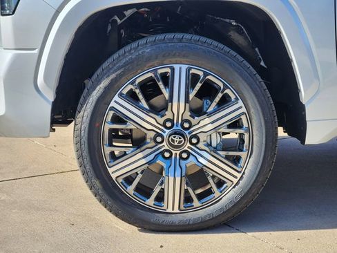 New 2026 Toyota Tundra Capstone AWD/4WD image 9