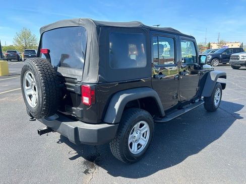 Used 2012 Jeep Wrangler Unlimited Sport w/ Connectivity Group image 9