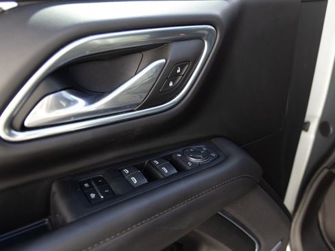 Used 2024 Chevrolet Tahoe High Country w/ Advanced Technology Package AWD/4WD image 10