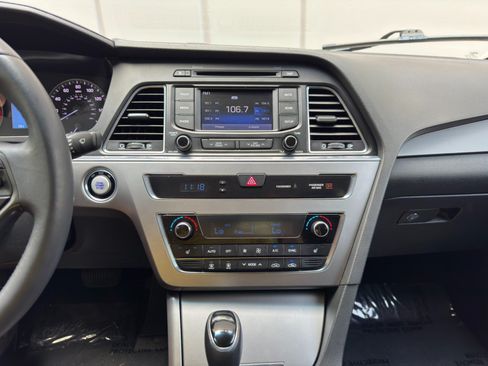 Used 2015 Hyundai Sonata Sport w/ Option Group 03 FWD image 21