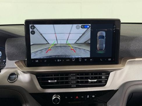 New 2026 Ford Explorer Active RWD image 15