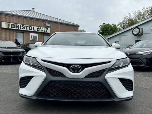 Used 2018 Toyota Camry SE FWD image 8