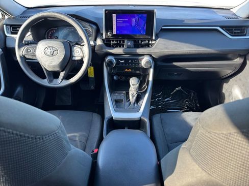 Used 2023 Toyota RAV4 LE FWD image 10