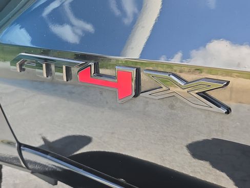 Used 2024 GMC Canyon AT4X image 10