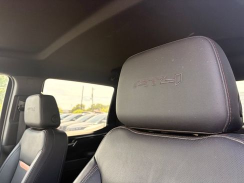 Used 2025 GMC Sierra 1500 AT4 AWD/4WD image 23