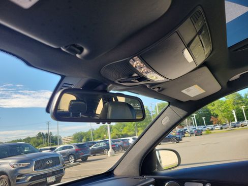 Used 2018 Mercedes-Benz GLC 300 4MATIC image 27