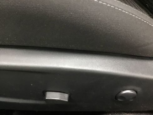 Used 2022 Dodge Challenger GT w/ Blacktop Package image 8