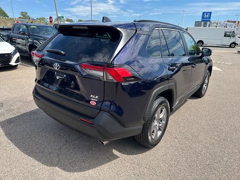 Used 2025 Toyota RAV4 XLE AWD/4WD image 8
