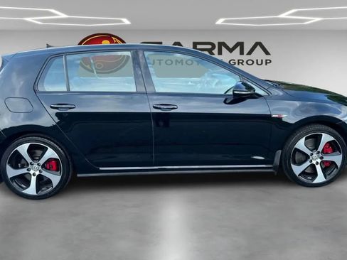 Used 2017 Volkswagen GTI SE image 6