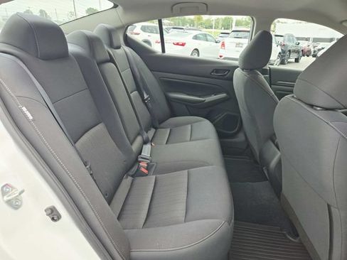 Used 2023 Nissan Altima 2.5 S FWD image 11