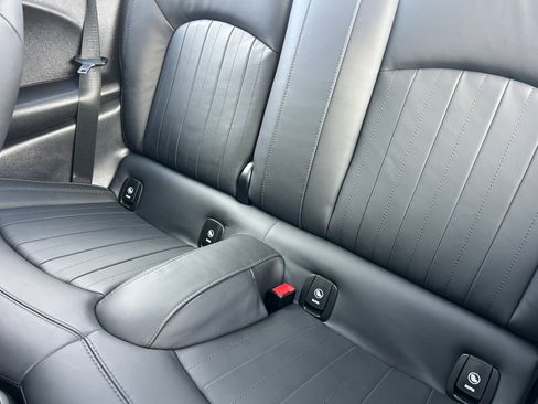 Used 2024 MINI Cooper SE w/ Signature Upholstery Package image 28