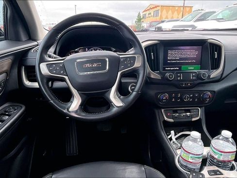 Used 2022 GMC Terrain Denali w/ Black Diamond Edition AWD/4WD image 5